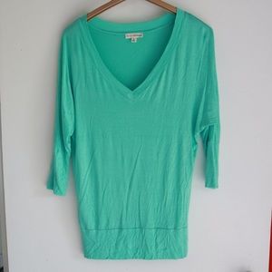 Zenana Outfitters size small shirt